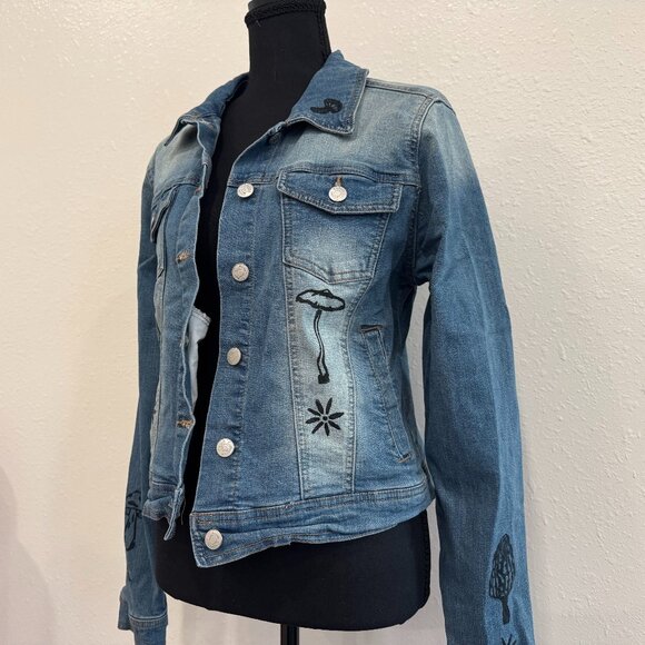 Truly One-of-a-Kind Hand Block Printed Forest Nymph Jean Jacket 🧚🏻‍♂️ - Picture 8 of 15